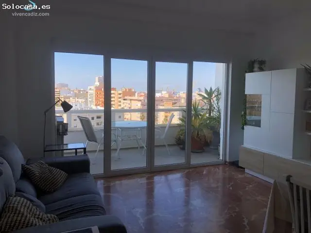 Piso en Asdrubal con 4 dormitorios y terraza