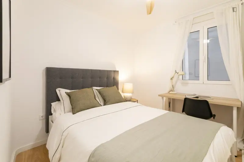 Coliving Alicante: Habitaciones Amuebladas con Facturas Incluidas