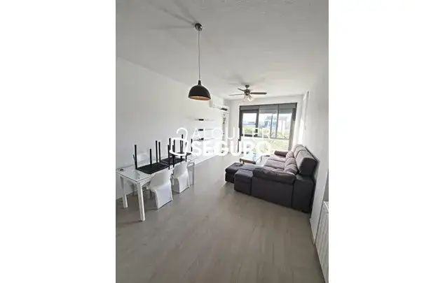 Rent 2 bedroom apartment of 80 m² in Velilla De San Antonio