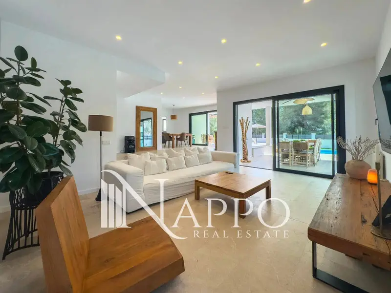Chalet de Lujo en Mallorca con Piscina y Jardín