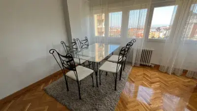 Piso Reformado en Oviedo con Garaje y Trastero