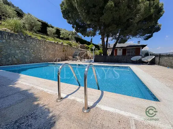 Chalet Noruego en Vallirana cerca de Barcelona