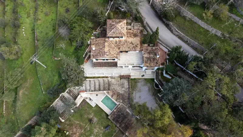 Chalet en Venta Esporles Mallorca Casa Grande con Piscina
