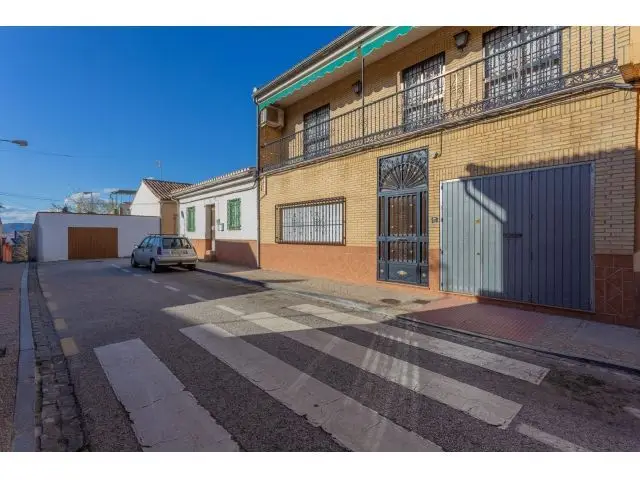 Casa en Venta Cerrillo Maracena 4 Habitaciones 410m2