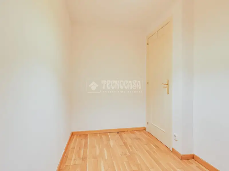 Precioso piso en Nou Barris para parejas