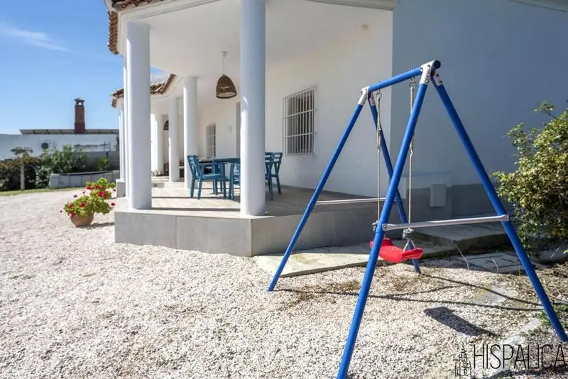Casa Chalet 307m2 3 Dormitorios 2 Baños Cantillana Sevilla