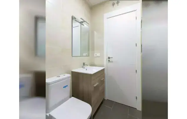 Habitaci
ón 260m
² Madrid Parejas Amueblada Cocina Ba







ños