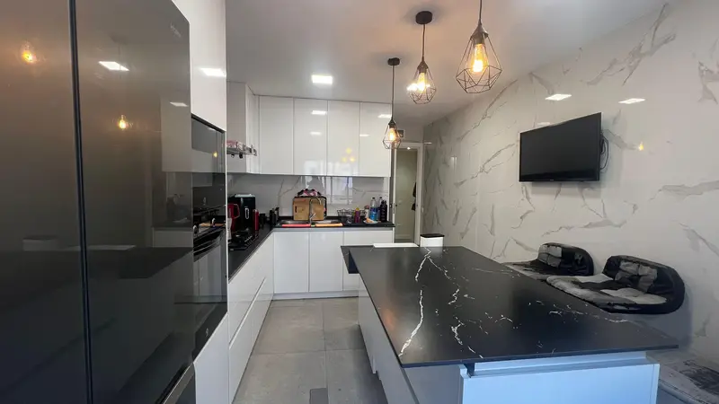 Piso Reformado 128m2 Mataro 4 Habitaciones