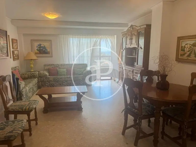 Apartamento en venta en Gand	ía playa, vistas al mar