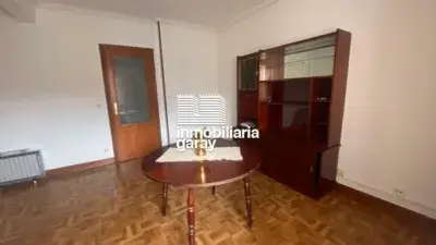 Piso en Venta Villarcayo 65m2 Dos Habitaciones Balcón Soleado