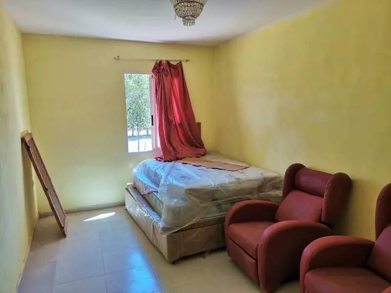 Villa Moderna en Caudete 6 Dormitorios Piscina 4000m2