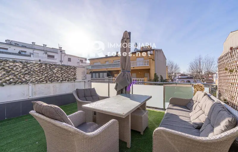 Apartamento en Empuriabrava con Terraza 35m2 y Trastero