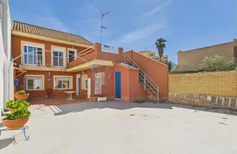 Adosado en Los Urrutias 5 Dormitorios 3 Baños Cerca de la Playa