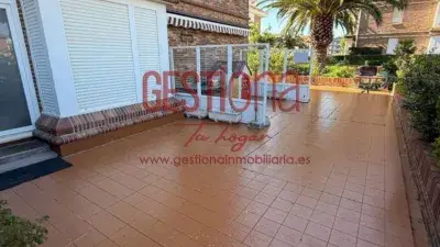 Piso en Venta en Ris Playa Cerca Amplia Terraza