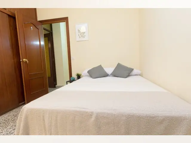 Habitacion Alquiler Malaga Apartamento Compartido Estudiantes Profesionales