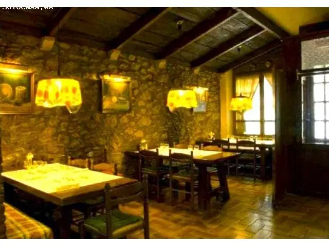 Edificio en Venta Figueres Pizzeria y Apartamentos