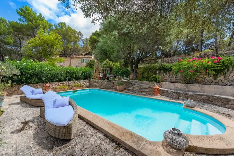 Casa Rural en Andratx Mallorca: Villa con Piscina y Apartamento