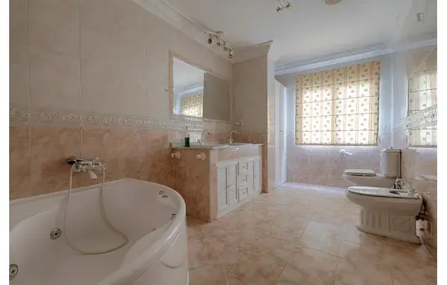 Apartamento 3 Dormitorios Estudiantes Erasmus Cenes de la Vega Granada