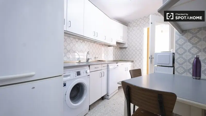 Apartamento 4 dormitorios 1 ba
																																																							
																																																							
																																																							
																																																							
																																																							
																																																							Madrid Spotahome