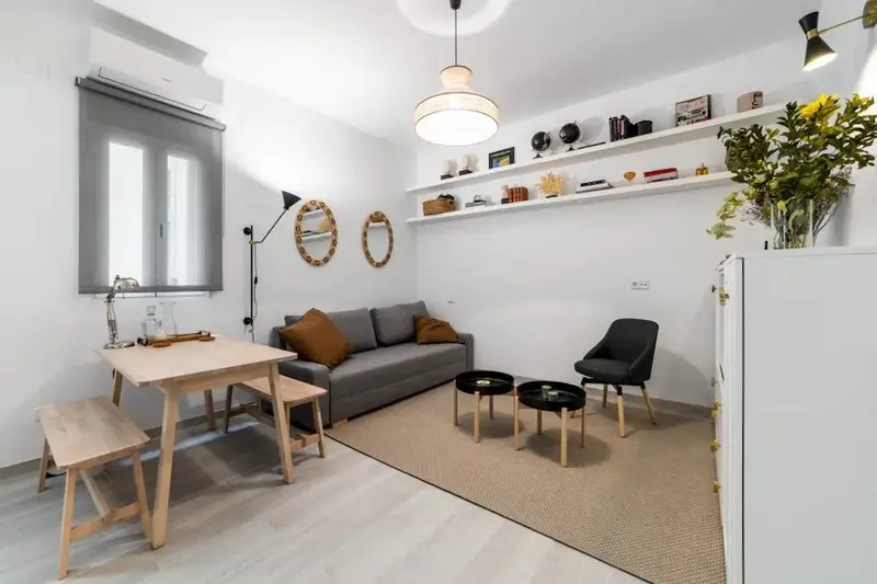Apartamento en Alquiler Madrid 2 dormitorios 1 ba
