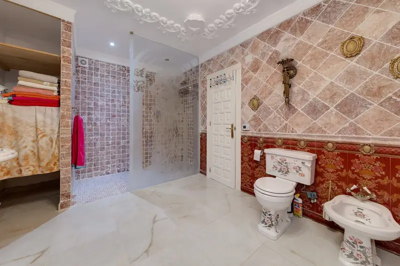 Villa de Lujo en Venta Playa Flamenca 4 Dormitorios 3 Baños
