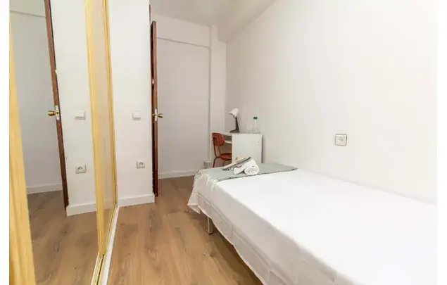 Rent a room in Málaga