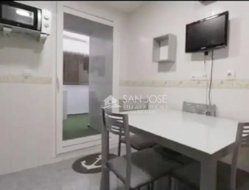 Venta piso Novelda 3 dormitorios 2 baños 120m2