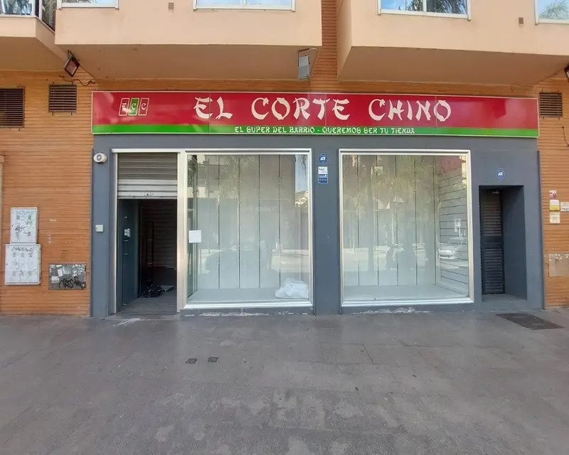 Local Comercial 823 m2 Av Salobrena Motril