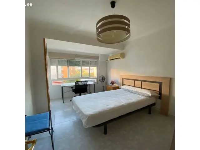 Habitacion estudiantes UMH MIR San Juan Alicante