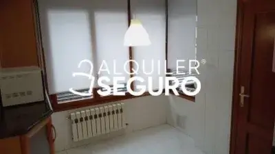 Alquiler Piso 120m2 3 habitaciones Lovaina Aranzabal