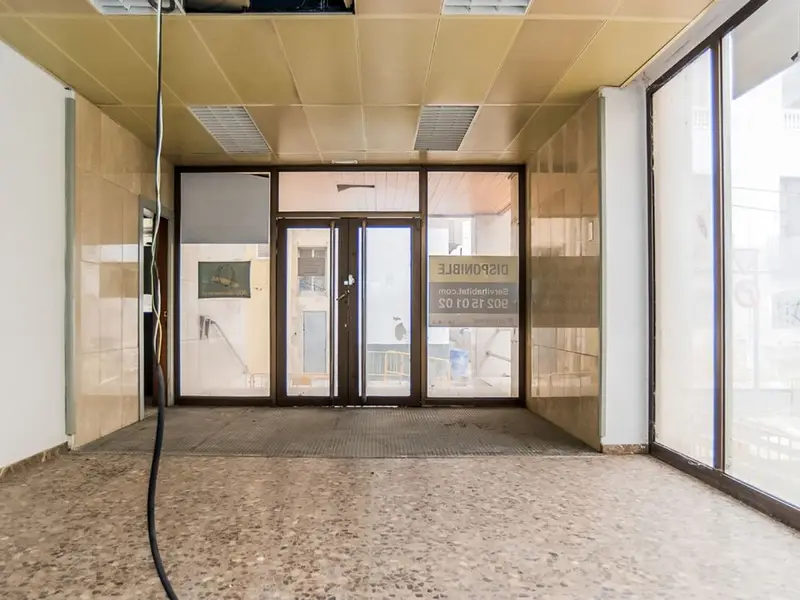 Local 325m2 Santa Barbara Tarragona