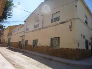 Villa de 4 Dormitorios en Venta Encebras Pinoso