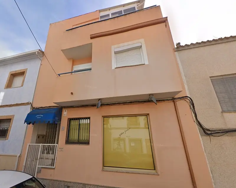 Local en Venta Pinoso 86m2