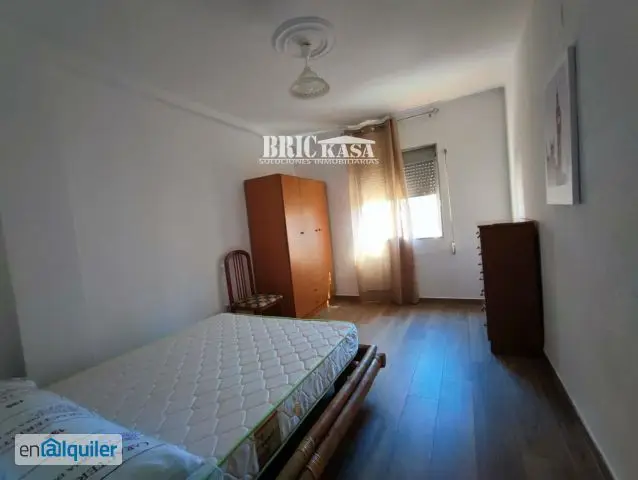 Alquiler Piso Amueblado 3 Dormitorios Sur