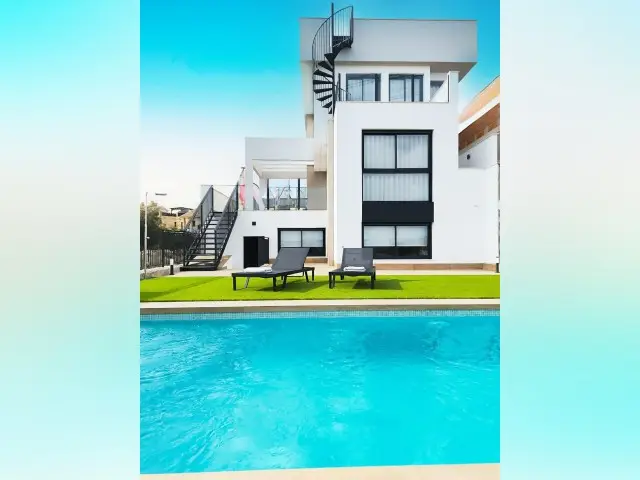 Villa 3 Dormitorios La Finca Golf Algorfa