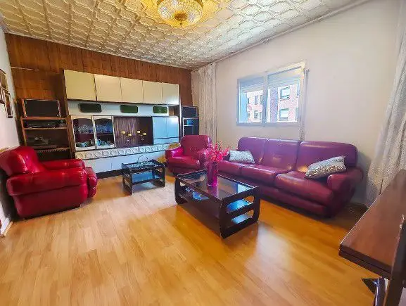 Venta Piso Luminoso 4 Dormitorios Nou Barris Barcelona