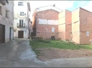 Venta Terreno Sorzano La Rioja 9 Viviendas 6 Locales