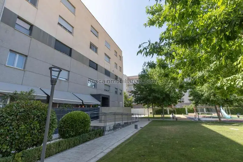 Piso en venta en Alhendin 4 dormitorios 2 baños garaje trastero