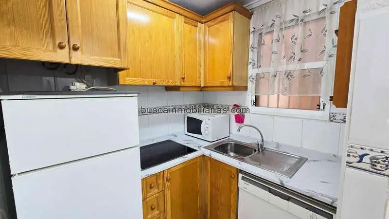 Apartamento en Venta Torrevieja 2 Dormitorios Piscina Comunitaria