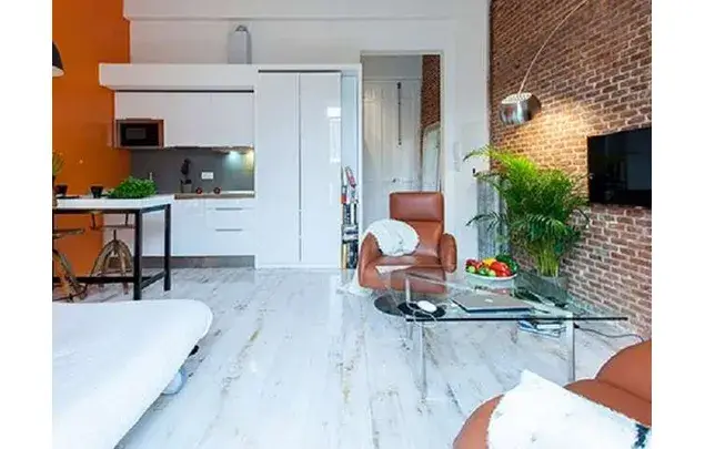 Estudio con Encanto en el Corazón de Madrid