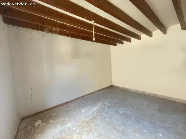 Casa para reformar en Campanet con jardin y garaje