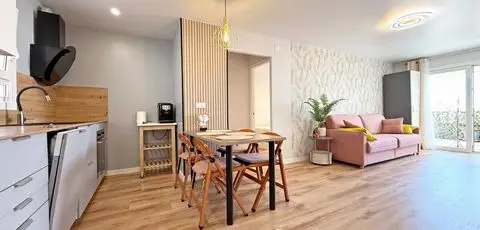 Apartamento en Torrevieja con Vistas al Mar