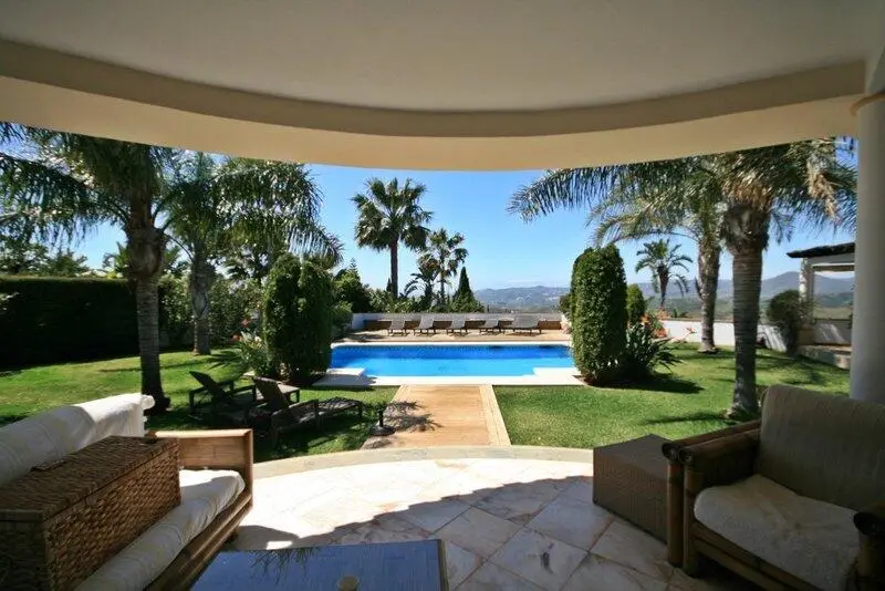 Villa de Lujo en Valtocado Malaga