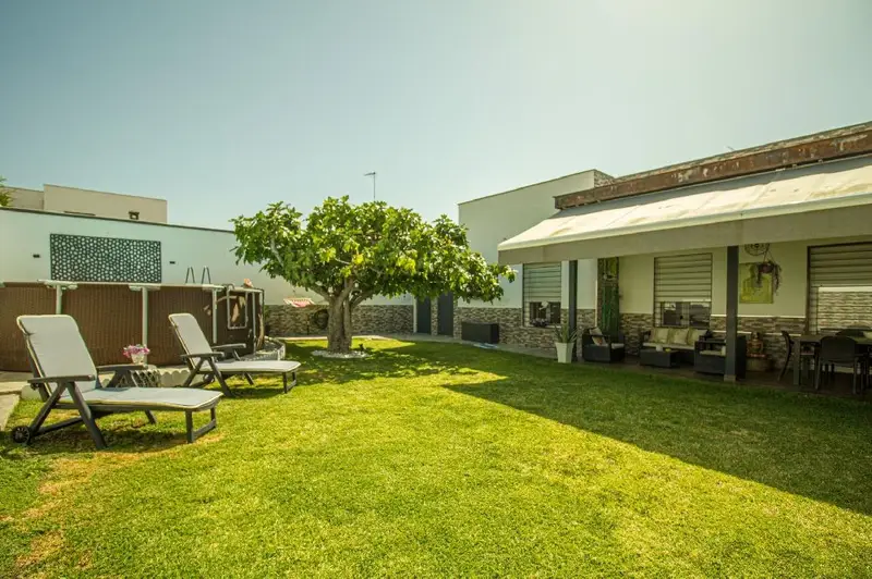 Chalet en Urbanizacion Guadiana Badajoz 150m2 4 dormitorios