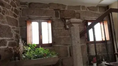 Caserío Gallego Rehabilitado en Venta Boborás
