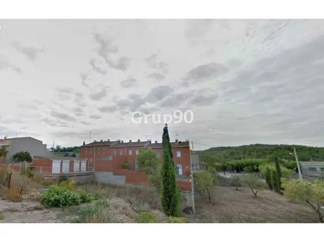 ¡Parcela Urbanizable En El Corazón Del Pueblo A Un Precio Irresistible!