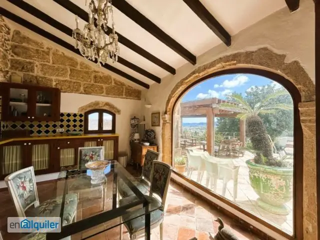 Chalet con Piscina Privada en Puerto