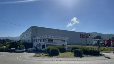 Venta Local Comercial + Vivienda Carretera Atios La Guía