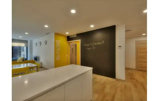 Alquiler Habitaciones Barcelona - Piso Amueblado Travessera Gràcia