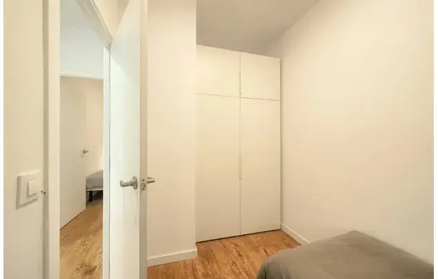 Habitacion 69m2 Barcelona 3 a 18 meses